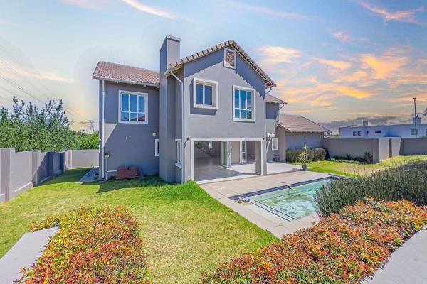 Stunning Modern Home in Cedar Creek Lifestyle Estate

Welcome to your dream home in the prestigious Cedar Creek lifestyle estate, located in the heart of Broadacres, Fourways. This modern masterpiece is set on an expansive 950 square meters of land, perfectly blending style ...