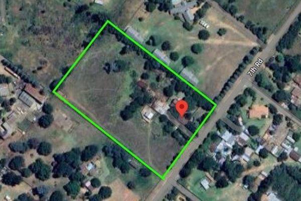 Huge Potential on a massive stand sizing 22327sqm in Rynfield!

The opportunities with this piece of land are endless.  Whether you ...