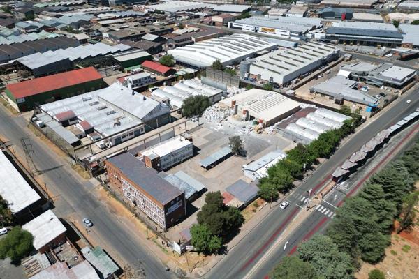 Warehouses / Factories, Blumberg Street, For sale R16m

Floor Area 8 516 m2 @ R1 880 per ...