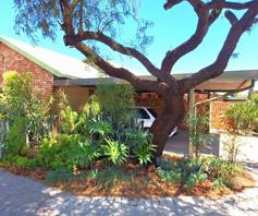 Townhouse for sale in Rooihuiskraal North