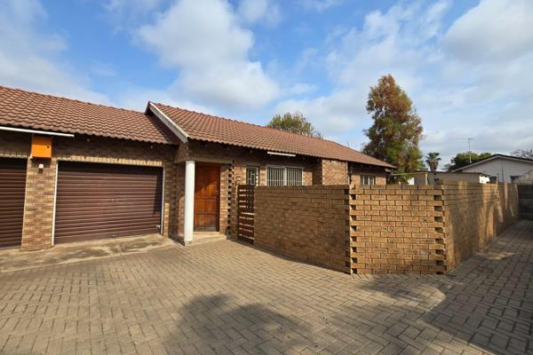 Welcome to your new home, a delightful three-bedroom, two-bathroom townhouse ideally located in the vibrant heart of Polokwane. This ...