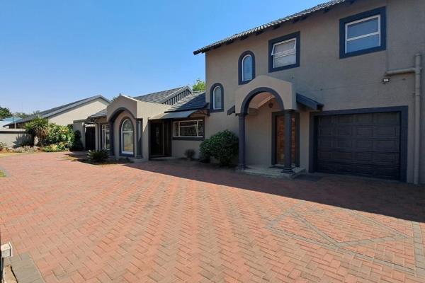 Situated in the sought-after suburb of Randhart, this spacious family home offers both ...