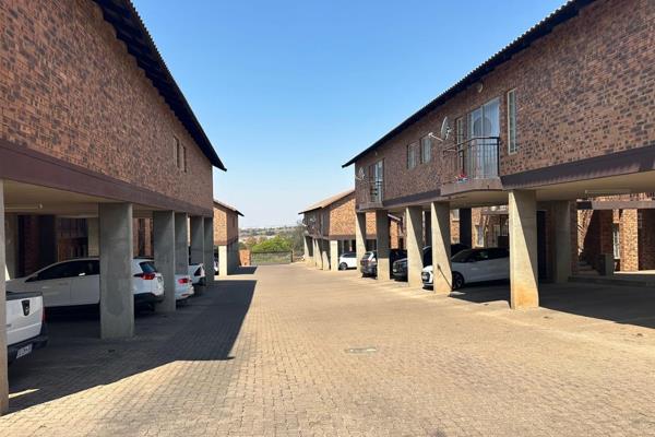 Apartment to rent in secure complex , close to hospitals , TUT and main roads
This Apartment offers an spacious open plan kitchen and ...