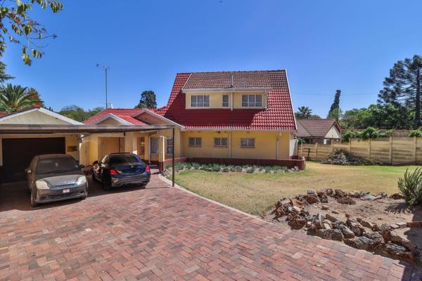 On Auction 21 November -  Charming 4-Bedroom Home with Loft and Expansive Grounds with ...