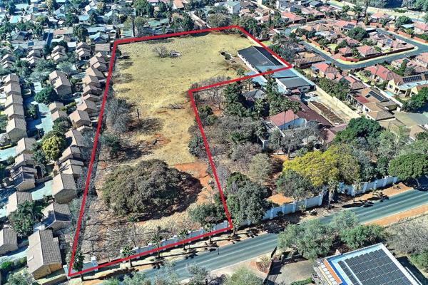 Situated in the thriving suburb of Allen&#39;s Nek, this prime piece of land presents an exceptional development opportunity. The land ...