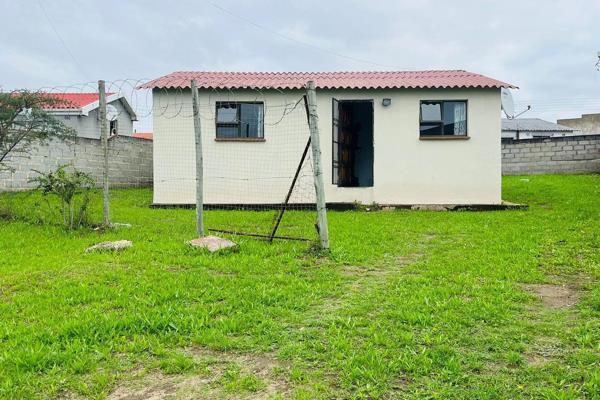 Another property for sale at R450 000!

Come and view this one with loads of potential, celling done, aluminium windows done and the ...