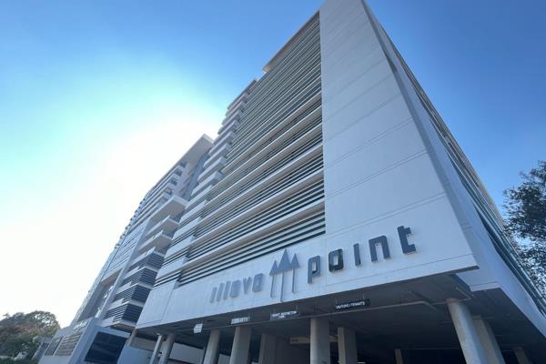 Illovo Point in a modern high-rise development situated between the Sandton and Rosebank ...