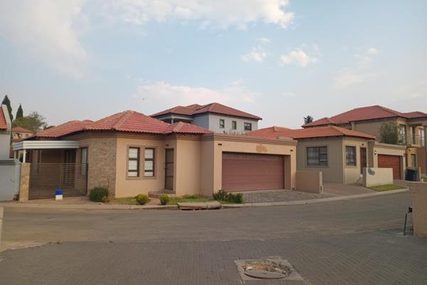 A lovely house in pleasant and secure complex is available for you in Sagewood, Midrand. It has 3 beds, 2 baths (1 end-suite), open ...