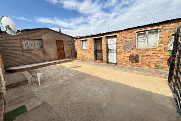 Investment Property for Sale in Olievenhoutbosch!

This is an excellent opportunity for investors seeking a high-return property. ...