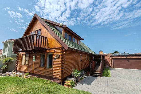 This unique home is just a 5 minute walk to the beach and could be your next permanent home or seaside holiday cottage. It has great ...