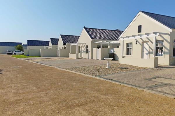 Secure living ideal for student.
Situated just outside Stellenbosch.
Recently ...