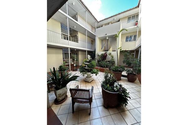 Looking for a comfortable and convenient place to call home?
This spacious 95m2, 2-bedroom, 1-bathroom apartment in Glenhurd has just ...