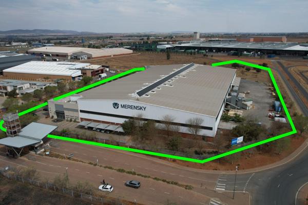 This Large Factory has come onto the market in Klipriver Business park. Situated just ...