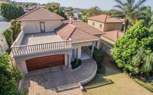 3 Bedroom House for sale in Featherbrooke Estate