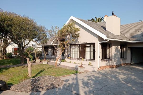 AVAILABLE IMMEDIATELY

This charming four-bedroom house in Milnerton is a perfect blend of comfort and modern style. As you approach ...