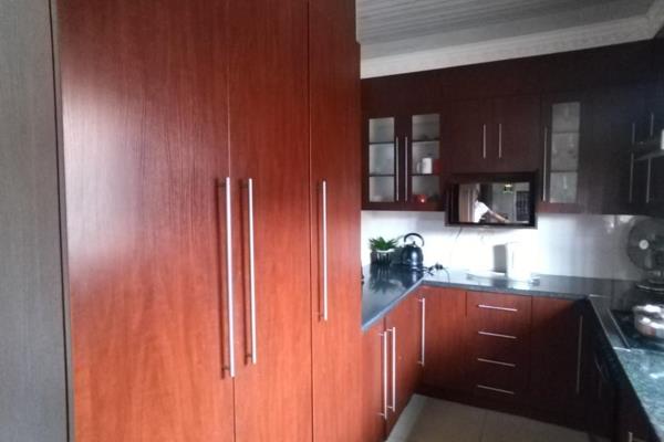 A beautiful and spacious three bedroom house in Sebokeng Zone 14, offers kitchen with modern built-in-cupboards, lounge ...