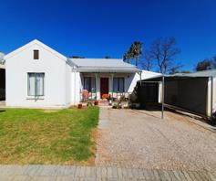 Townhouse for sale in Oudtshoorn South