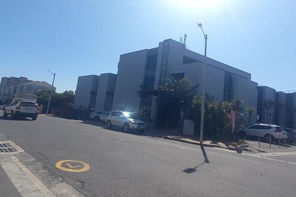 Prime Mixed-Use Building for Lease in Milnerton Central – Customize Your Ideal Workspace

Discover an unparalleled business opportunity ...