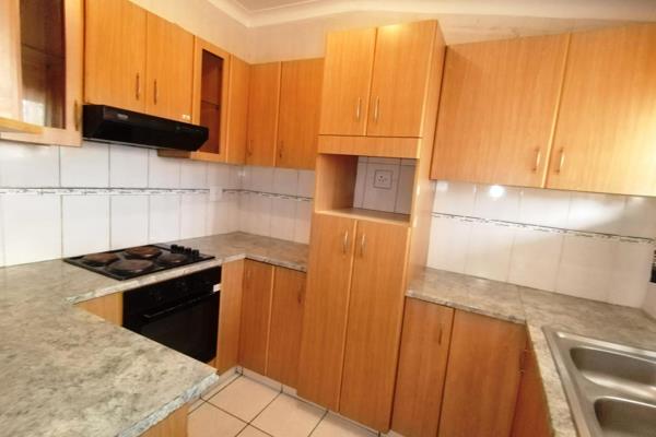 Rawson Berea presents this 1-bedroom apartment for sale in Bulwer.

Discover this ...