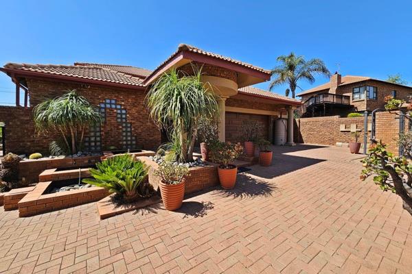 Just what you have been waiting for!!!

This beautiful property, located in a sought-after neighborhood of Highveld, NO Loadshedding ...