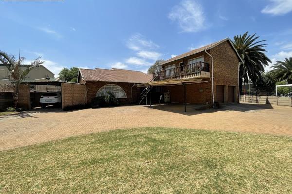 Investors Dream! Prime 7-Bedroom Multi-Unit Property
Unlock incredible income potential with this 7-bedroom property, perfectly divided ...