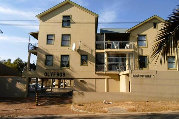 1 BEDROOM LOFT APARTMENT FOR SALE IN OLYFBOS SECURITY COMPLEX - PAARL NORTH 

Bright and Breezy Loft Apartment in Olyfbos ...