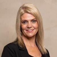 Agent profile for Jackie Gray