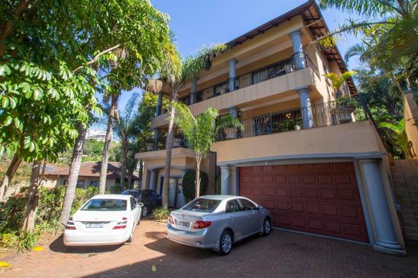 This gracious 500m2 garden duplex is located in prestigious The Gardens Estate, La Lucia.
A small and exclusive complex  within the ...