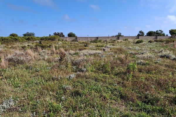 Located in the bustling industrial zone of N2 Mossel Bay, this substantial stand ...