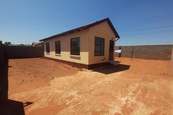 3 Bedroom House for Sale in Bram Fischerville

Stunning property situated in ext 12 semi ...