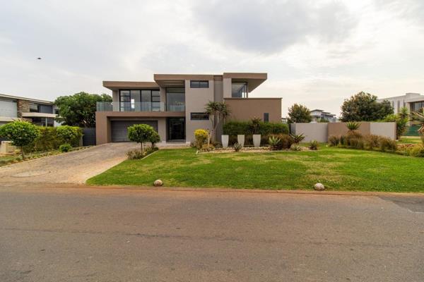 Ultra modern six bedroom home | eye of africa golf estate | luxury living at its ...