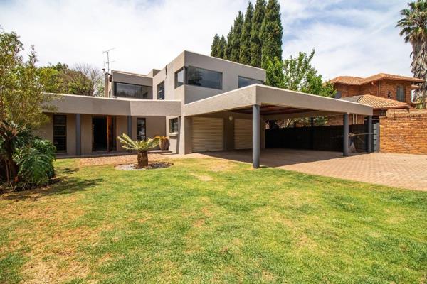 This is the One !!!!The entrance of this property takes you to a new level. Fully tiled ...