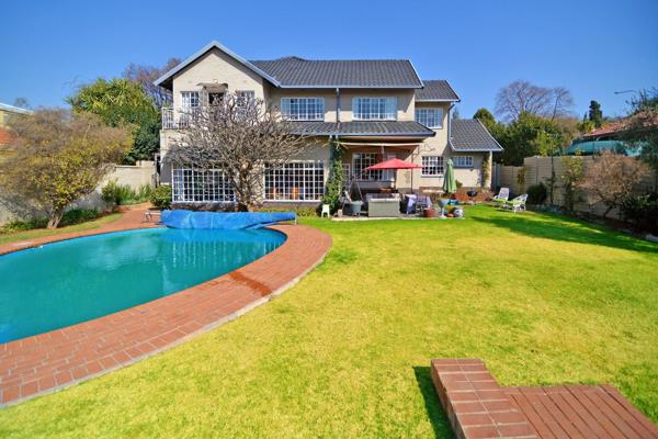 Power hour - sunday 27 october - 3pm - 4pm!!

Negotiating offers from R 2.75M
Owners are ...