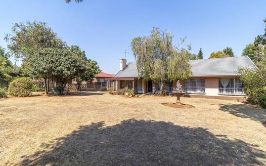 4 Bedroom House for sale in Kibler Park