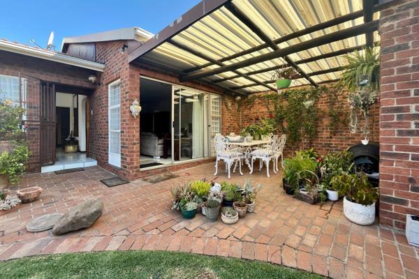 If you are looking for a single storey, north facing home which is neat and beautifully ...