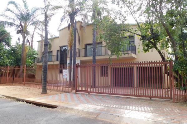 Introducing this amazing property in Pretoria north

Rooms

6 Bedrooms

6 Bathrooms of which 5 are En Suite
3 Living ...