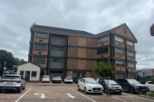 Prime ground floor Office Space in the Sanlam Building on North Rand Road with 24 Hour ...