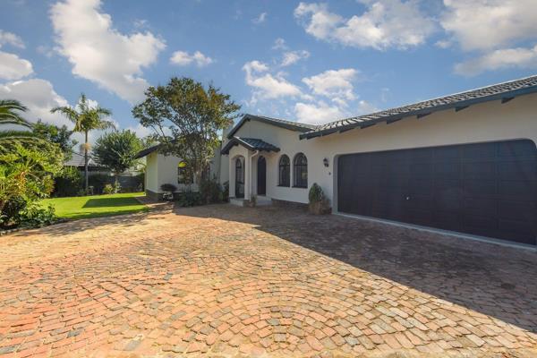 Nestled in the heart of Farrarmere, Benoni, this captivating 4 bedroom, 3 bathroom residence epitomizes elegance and comfort. 

The ...