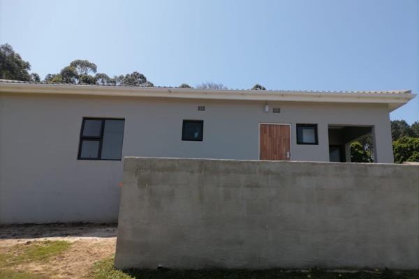 Nestled in the heart of Beacon Bay. 
Simphiwe Molefi Properties introduces to the ...