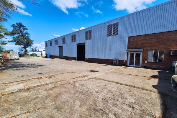 This industrial property offers 1791m&#178; of prime warehouse space within a secure ...