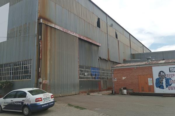 Warehouse of approximately &#177;3000m&#178; located in central industrial area with Outbuildings and Offices of ...