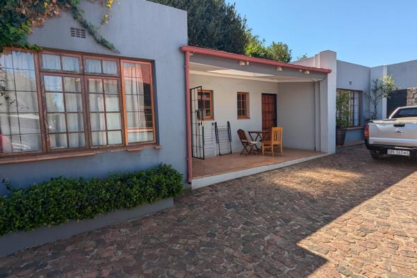 Exceptional investment opportunity  
high demand for rentals in the area
10 self contained single bedroom apartments
close to uj ...