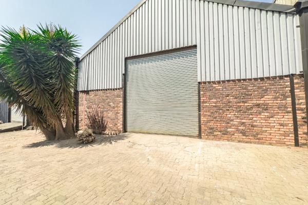 350sqm unit available to let in a safe and secure industrial park in the highly sought after Anderbolt area
The unit is ideal for ...