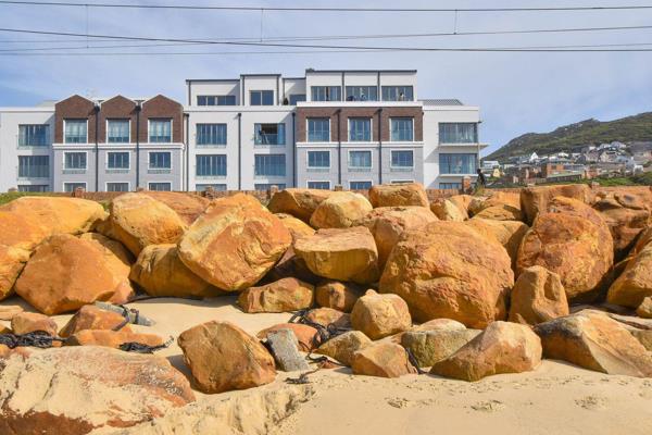 Seaside Apartment for Sale in Glencairn
Discover the perfect blend of seaside serenity and cosmopolitan comfort in this immaculate ...