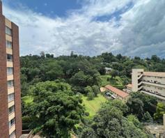 Apartment / Flat for sale in Town Hill