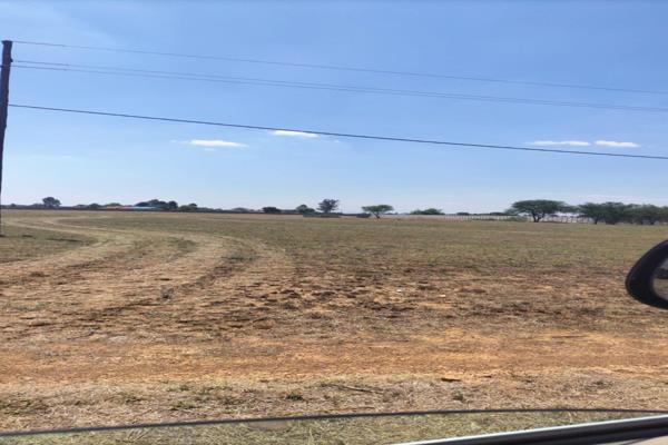 This expansive vacant land in Vaalview, Vanderbijlpark, offers a unique opportunity for developers or private buyers seeking ample ...