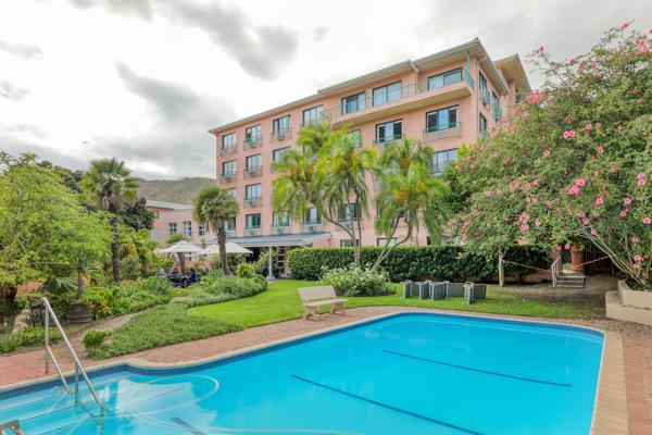 This cozy studio apartment is located in a fabulous retirement complex- Palm Garden Retreat. 
Separate bathroom and kitchen. The ...