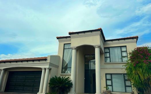 4 Bedroom House for sale in Muldersdrift