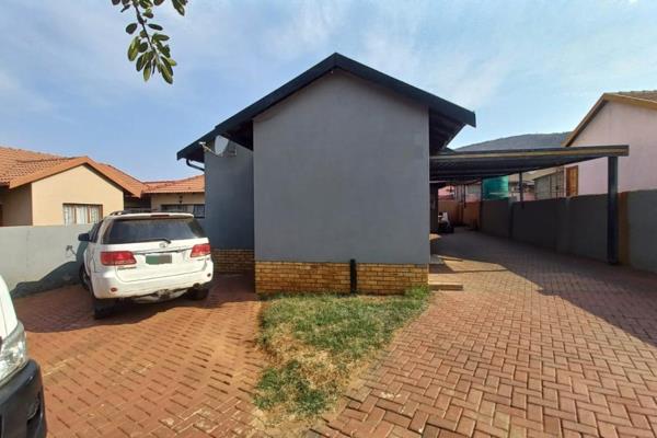 Welcome to your dream home in the peaceful neighborhood of Tlhabane West! 

This charming property features 2 spacious bedrooms and 1 ...