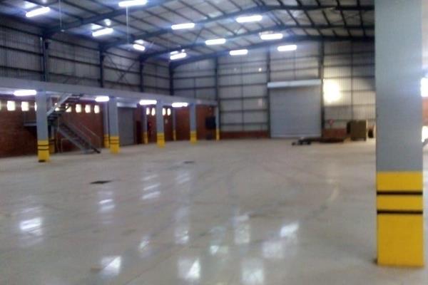 Here&#39;s a reworded version of the marketing description:

---

This well-maintained standalone warehouse available for lease is ...